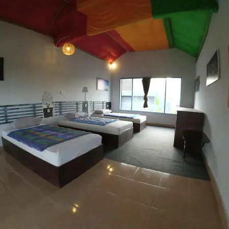 Local Hostel Amed